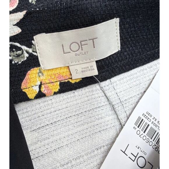 NWT Loft Outlet Women's Size 2 Short Skirt Black with Floral Design - Picture 5 of 6